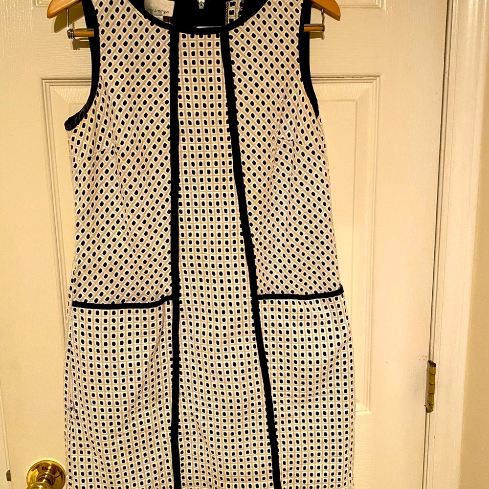 Donna Morgan beautiful dress in perfect conditions